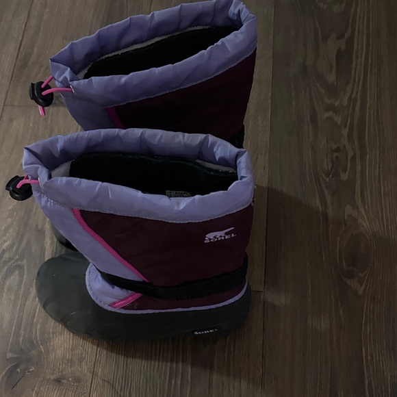 Sorel Lilac and Fuchsia Snow Boots - Picture 2 of 4